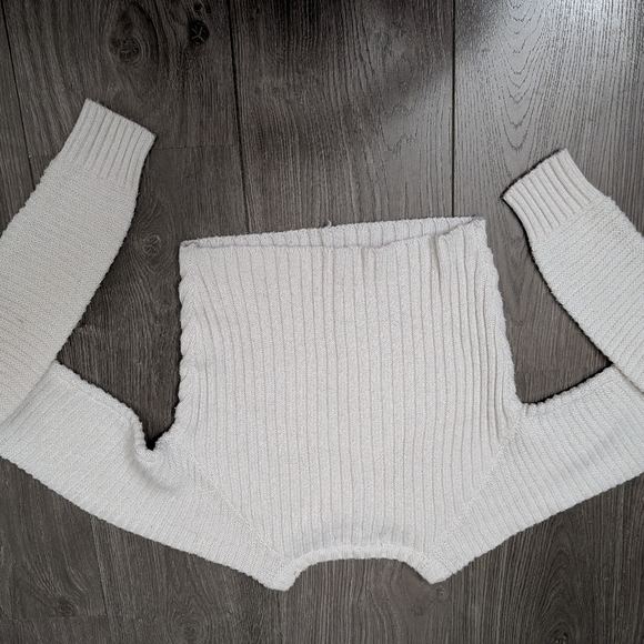 PrettyLittleThing Cream Ribbed Knit Sweater - Picture 4 of 4